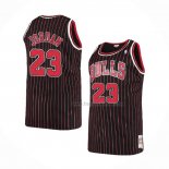 Maillot Chicago Bulls Michael Jordan NO 23 Hardwood Classics Throwback 1997-98 Noir